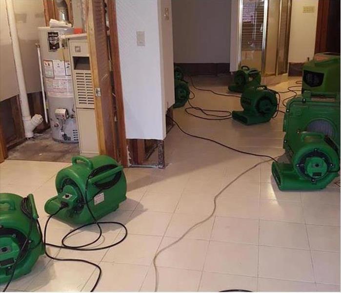 SERVPRO equipment working clean floor